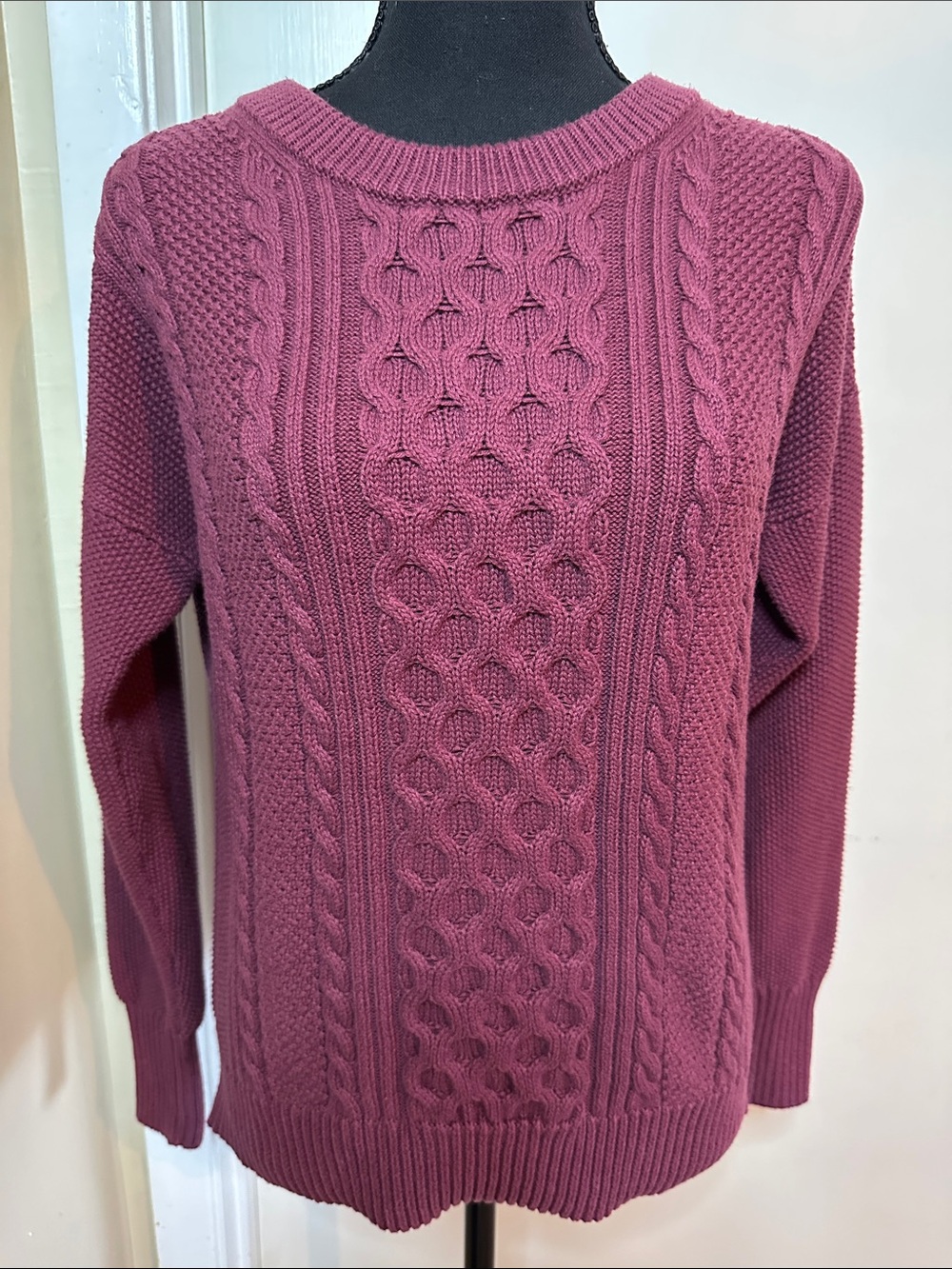 Gap Womens Cable Knit Crewneck Sweater - Plum
